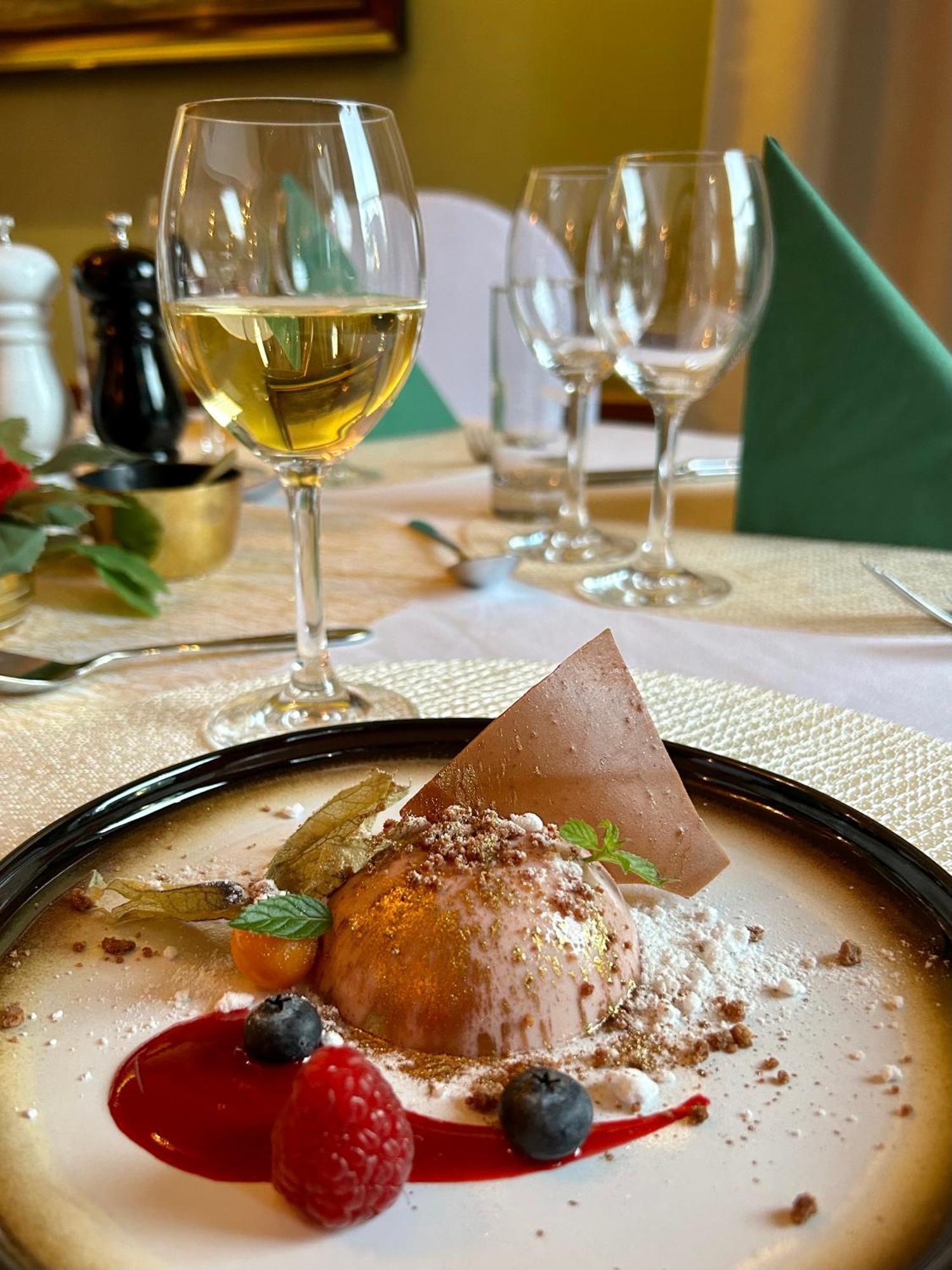 Skultuna Hotell & Konferens ヴェステロース エクステリア 写真